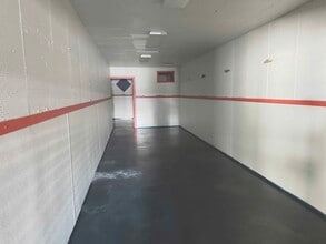 46-174 Kahuhipa St, Kaneohe, HI for lease Building Photo- Image 2 of 2