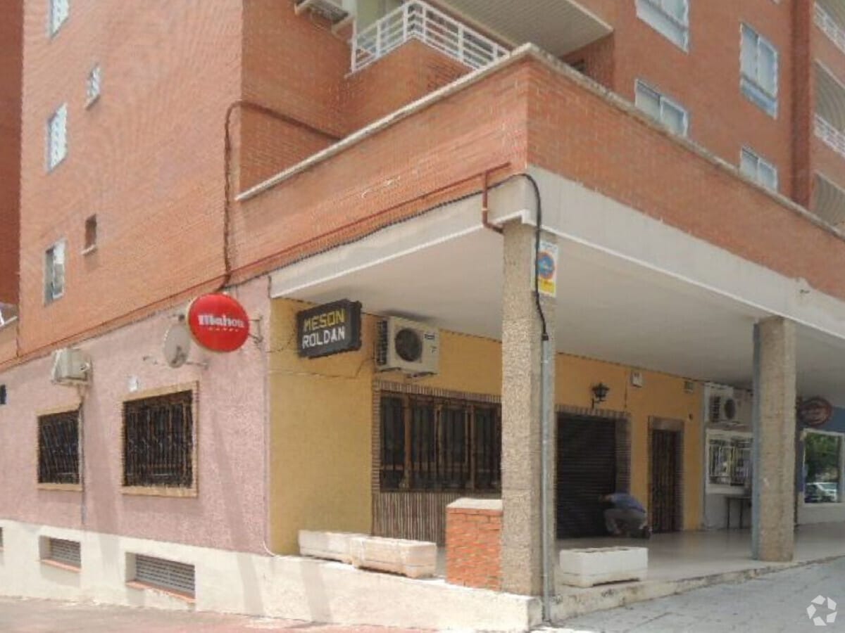 Calle Felipe Solano Antelo, 16, Guadalajara, GUA 19002 - Unit Puerta 01, Esc. E - - Interior Photo - Image 2 of 16