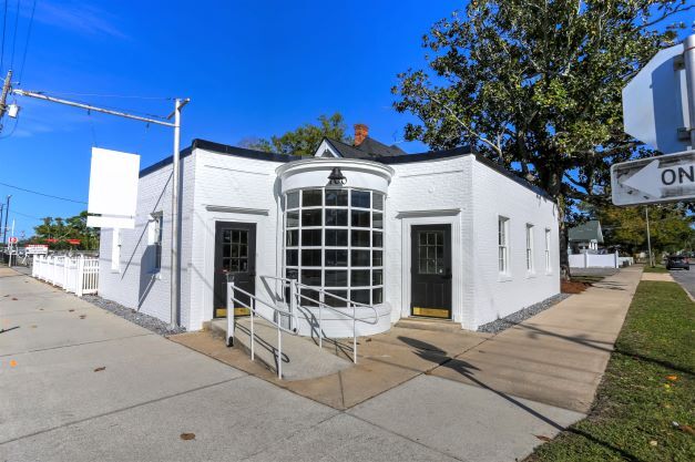 700 W Garden St, Pensacola, FL for sale - Building Photo - Image 1 of 1