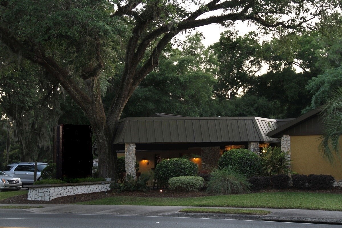 754 NE 25th Ave, Ocala, FL for sale Primary Photo- Image 1 of 1