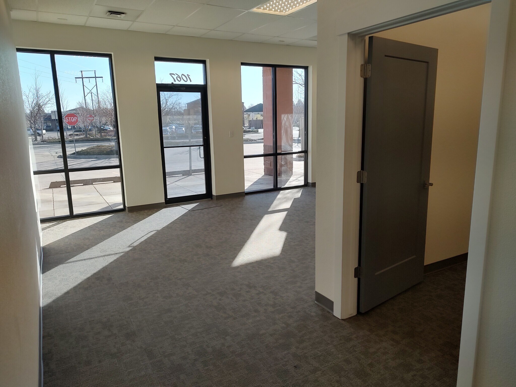 1043-1067 Eagle Dr, Loveland, CO for lease Interior Photo- Image 1 of 7