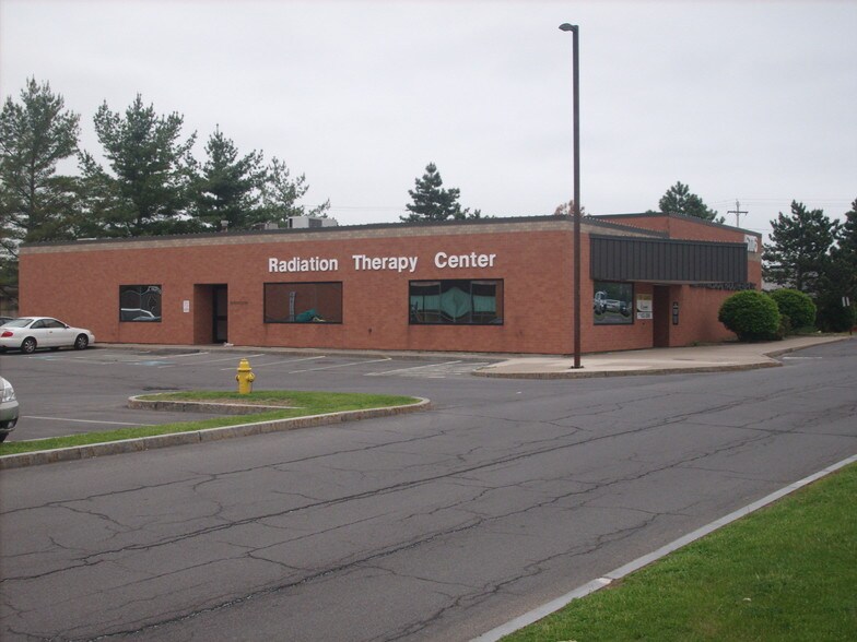 5116 W Taft Rd, Liverpool, NY for sale - Building Photo - Image 1 of 1