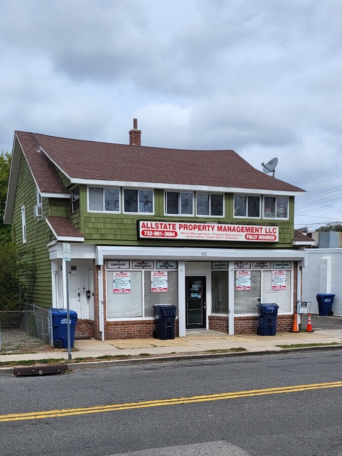 110 Beachwood Blvd, Beachwood, NJ 08722