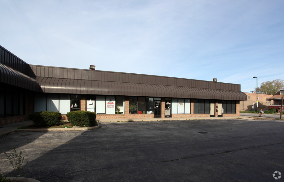 7355 S Archer Ave, Summit, IL for lease - Building Photo - Image 2 of 4