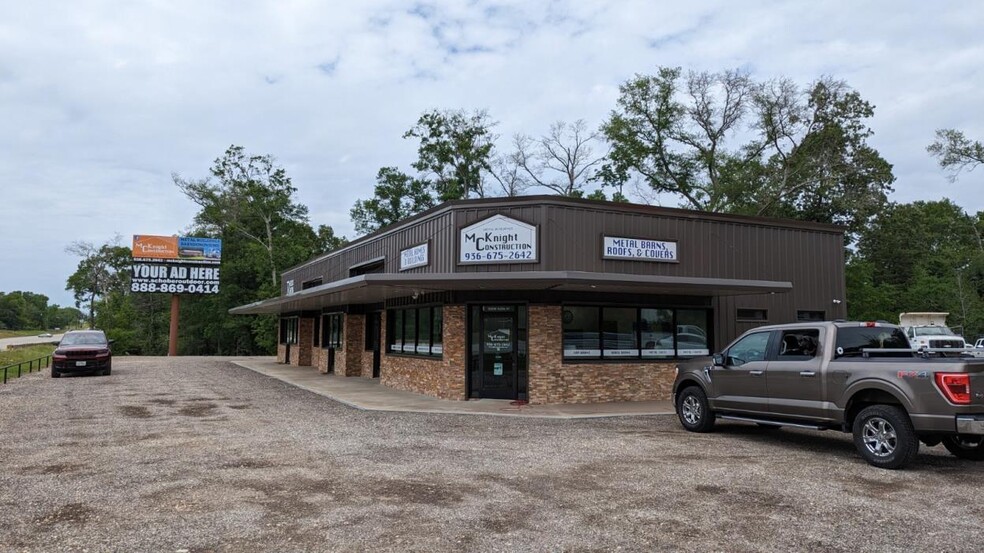 15306 N US Highway 69, Pollok, TX for lease - Primary Photo - Image 1 of 3