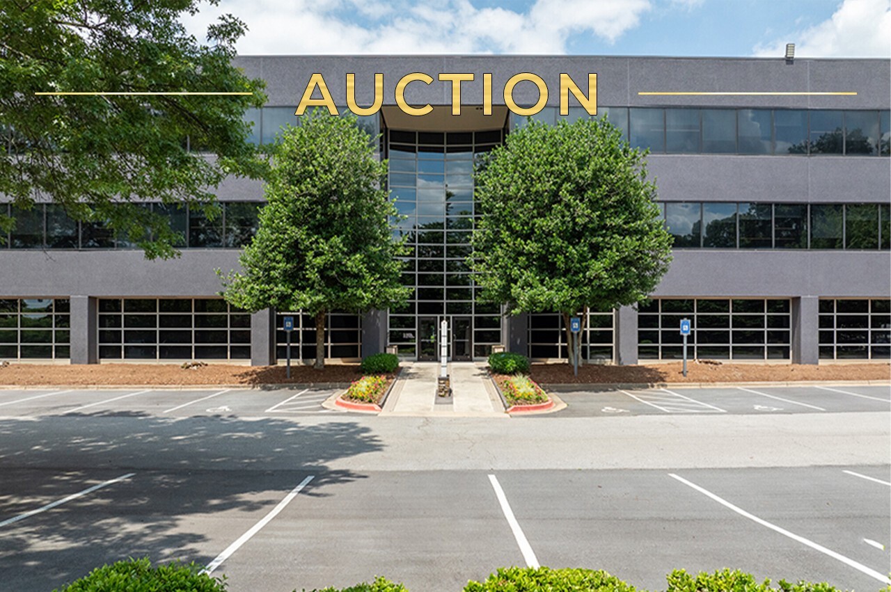 7840 Roswell Rd, Sandy Springs, GA for sale Building Photo- Image 1 of 35