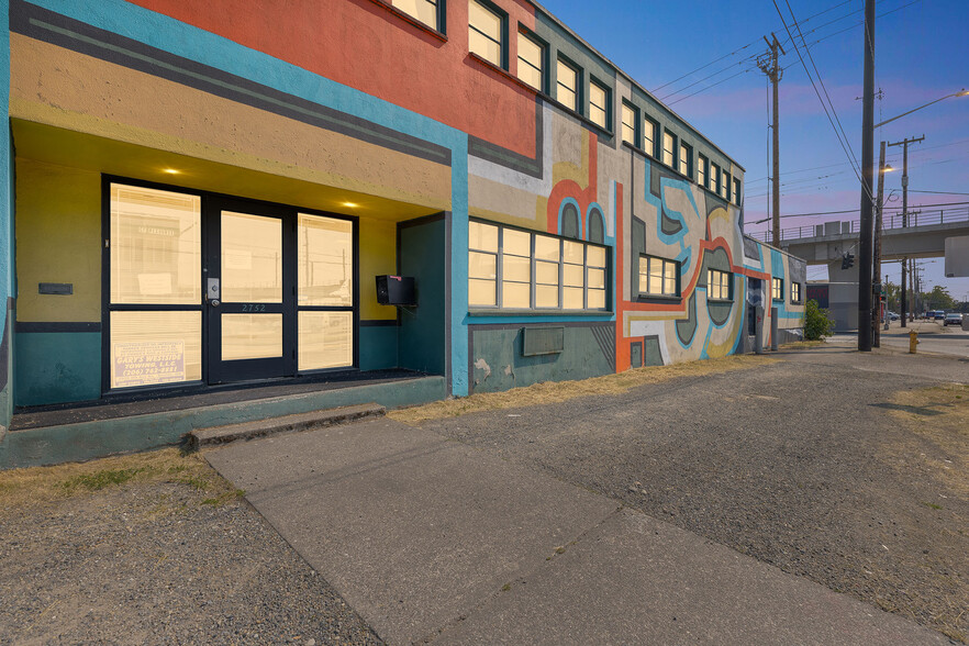 2752 6th Ave S, Seattle, WA for lease - Building Photo - Image 3 of 12