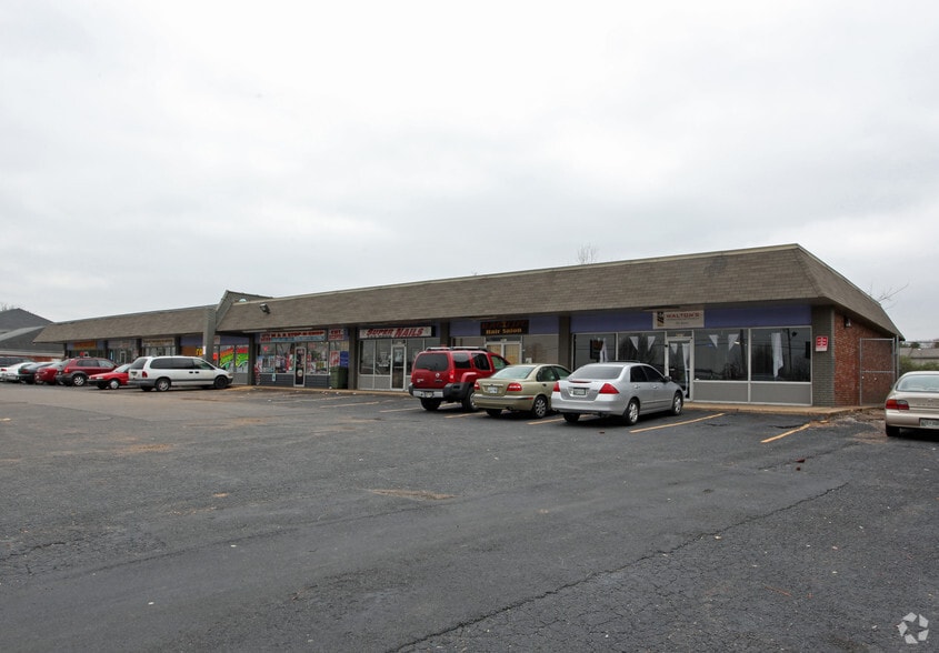 4519-4535 Millbranch Rd, Memphis, TN for lease - Building Photo - Image 1 of 4