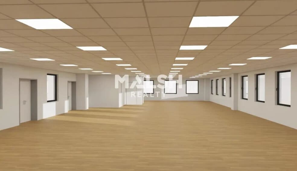 Office in Limonest for lease - Building Photo - Image 2 of 19