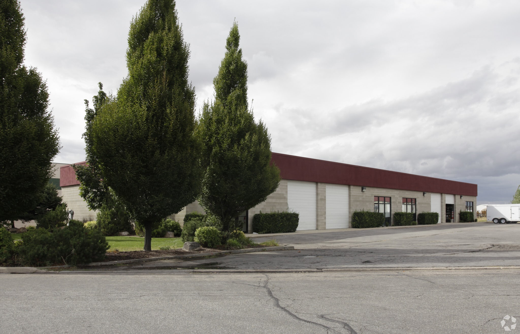 887 N McCormick Way, Layton, UT for lease Primary Photo- Image 1 of 4