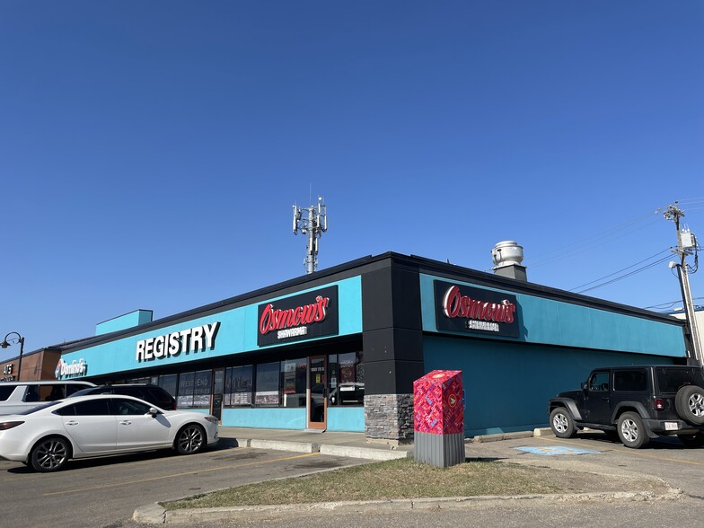 10015 170th St NW, Edmonton, AB for lease - Building Photo - Image 2 of 14