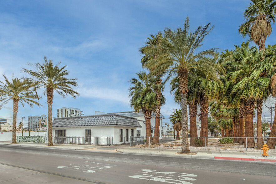 723 S Casino Center Blvd, Las Vegas, NV for sale - Building Photo - Image 1 of 1