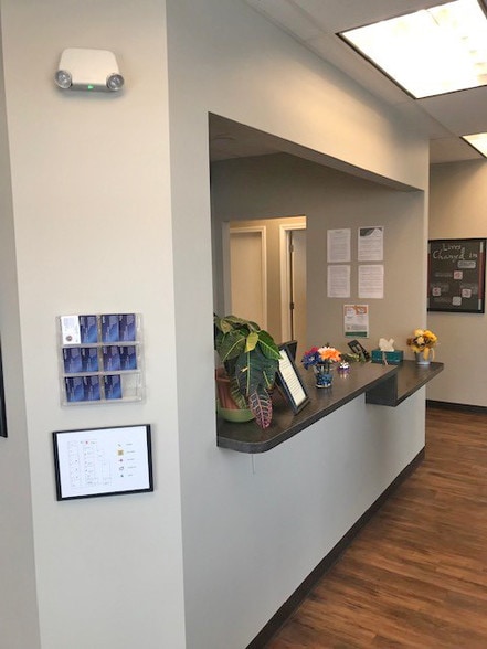 801-817 Westchester Ave, Harrisonville, MO for lease - Interior Photo - Image 3 of 6