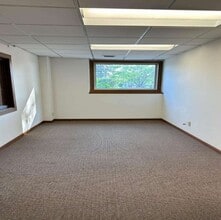 6314 Odana Rd, Madison, WI for lease Interior Photo- Image 2 of 8