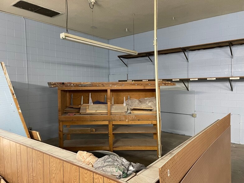 105 N Main St, Roswell, NM for sale - Interior Photo - Image 2 of 3