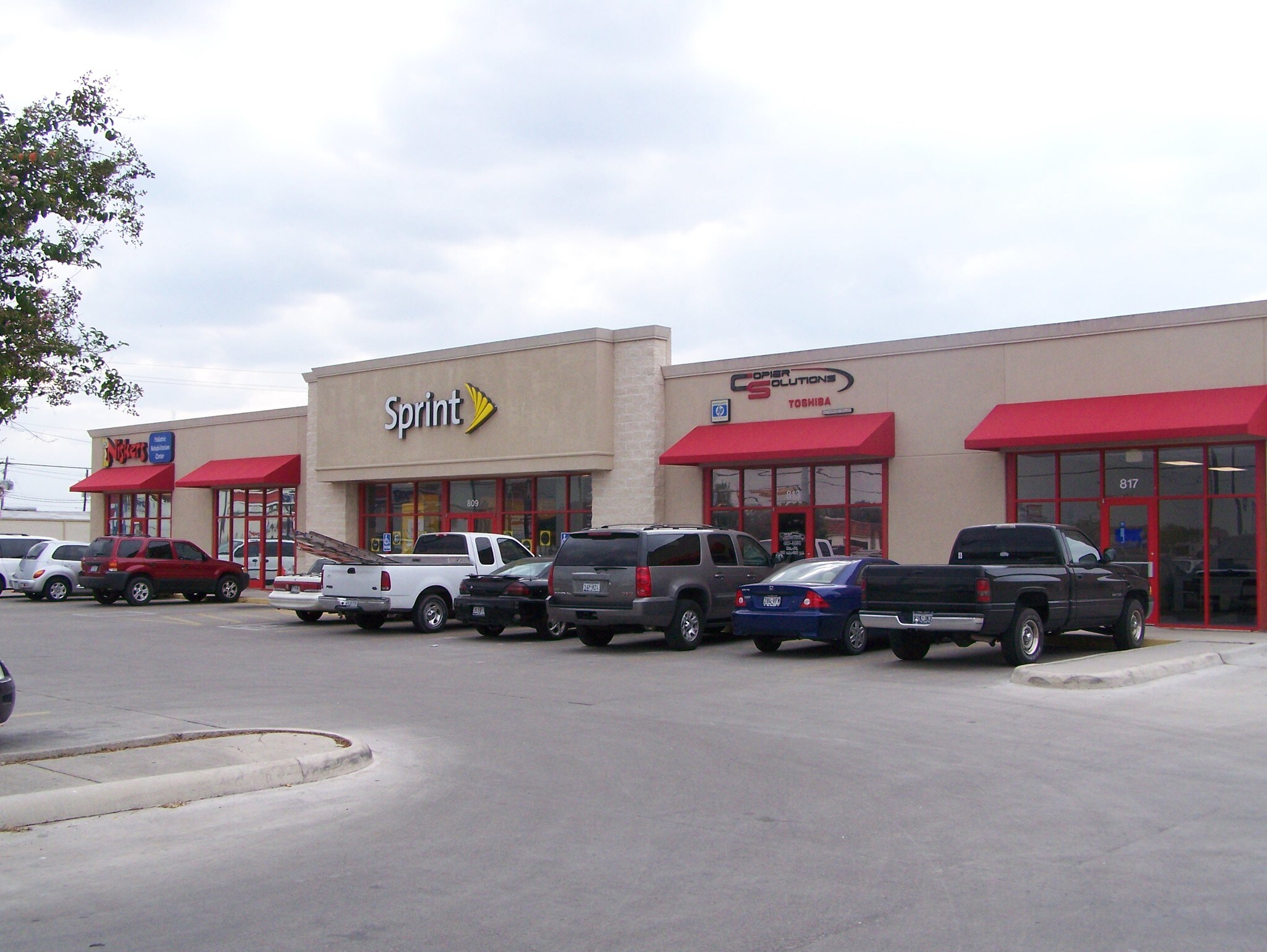 801825 N Ed Carey Dr, Harlingen, TX 78550