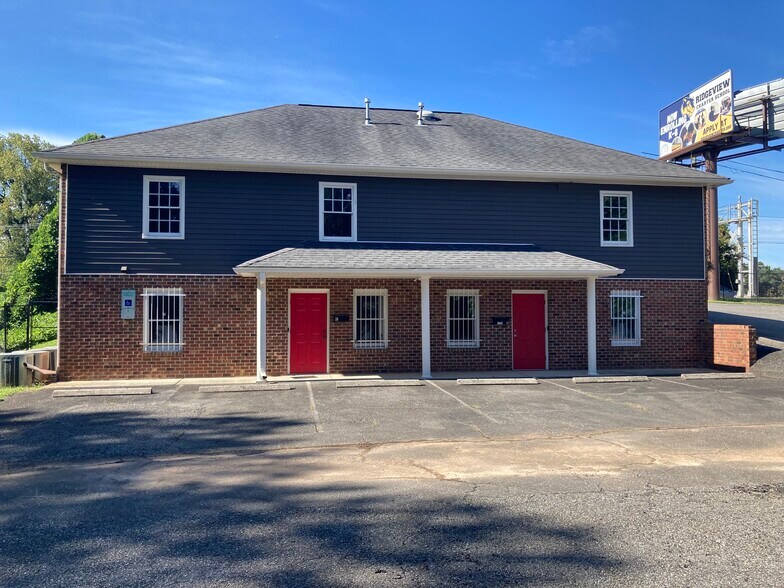 128 E Garrison Blvd, Gastonia, NC 28054 Office for Lease