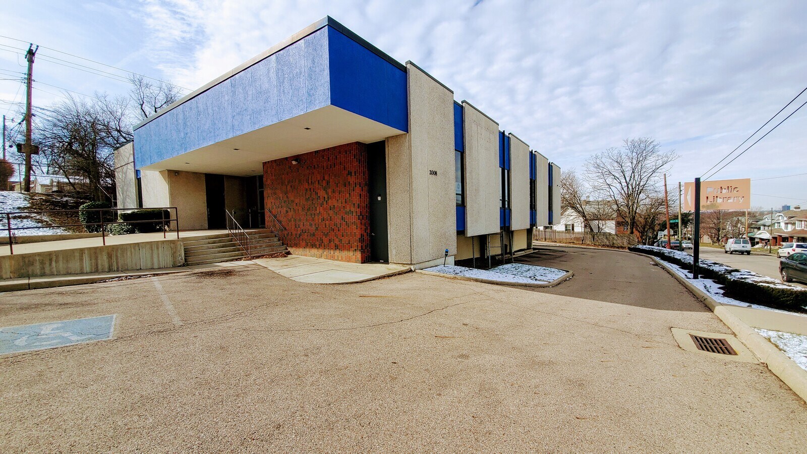 2008 Wyoming St, Dayton, OH 45410