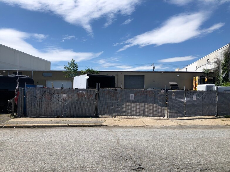 4021 Austin Blvd, Island Park, NY for sale - Building Photo - Image 2 of 3