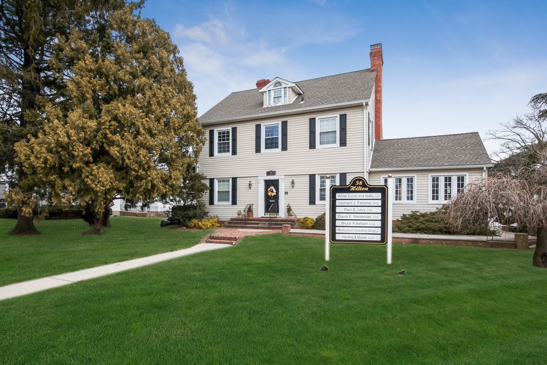 58 Hilton Ave, Hempstead, NY for sale Building Photo- Image 1 of 1