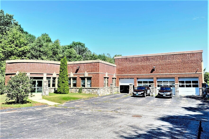 172 Stoddards Wharf Rd, Gales Ferry, CT for sale - Primary Photo - Image 1 of 1