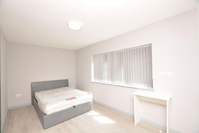 11 Market Pl, Gerrards Cross for sale Interior Photo- Image 1 of 1