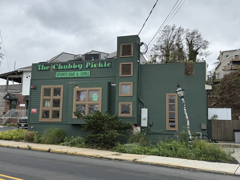 23 Bay Ave, Highlands, NJ for sale - Building Photo - Image 2 of 12