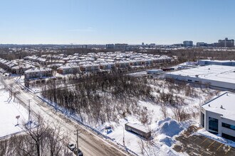 Rue Fleetwood, Laval, QC - AERIAL  map view - Image1