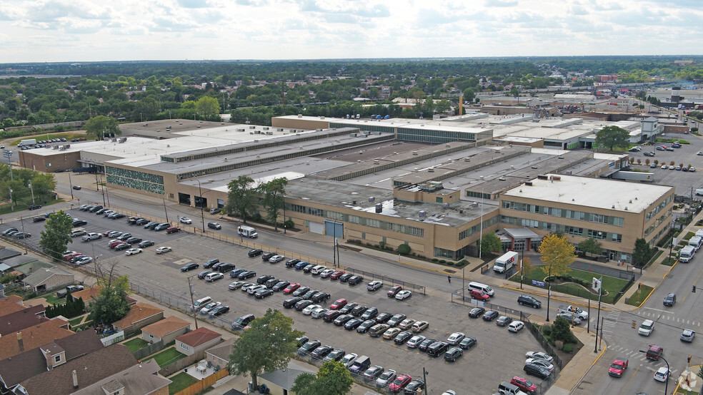 3250 S Central Ave, Cicero, IL for lease - Building Photo - Image 1 of 17