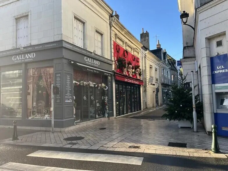 Retail in Amboise for sale - Building Photo - Image 3 of 3