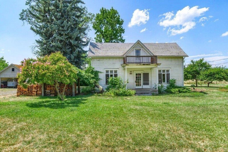 176 Perrydale Ave, Medford, OR 97501