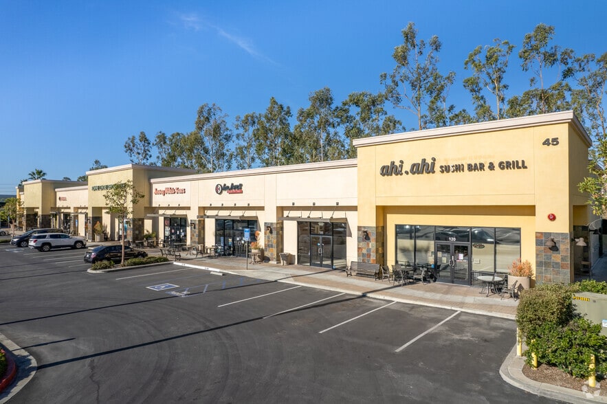 41 Auto Center Dr, Lake Forest, CA for lease - Building Photo - Image 1 of 10