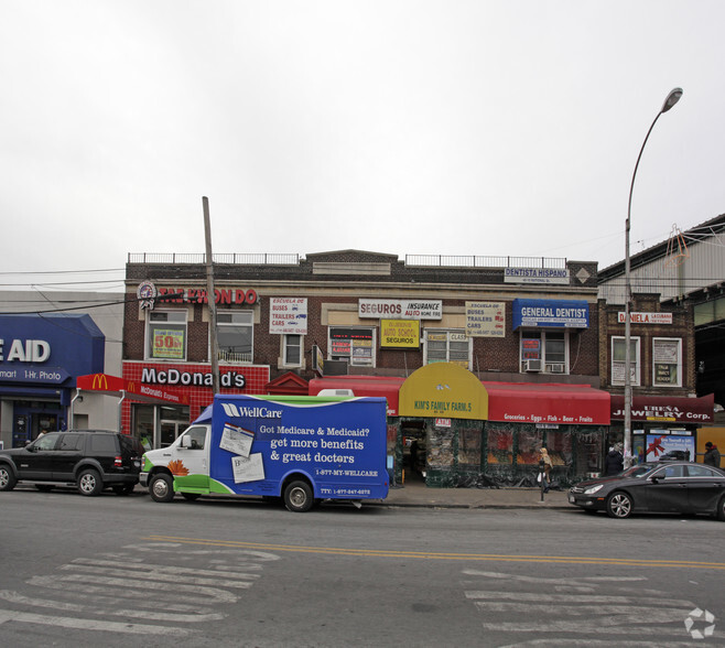 40-10 National St, Corona, NY for lease - Building Photo - Image 2 of 5