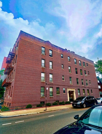 More details for 1742 E 2nd St, Brooklyn, NY - Multifamily for Sale