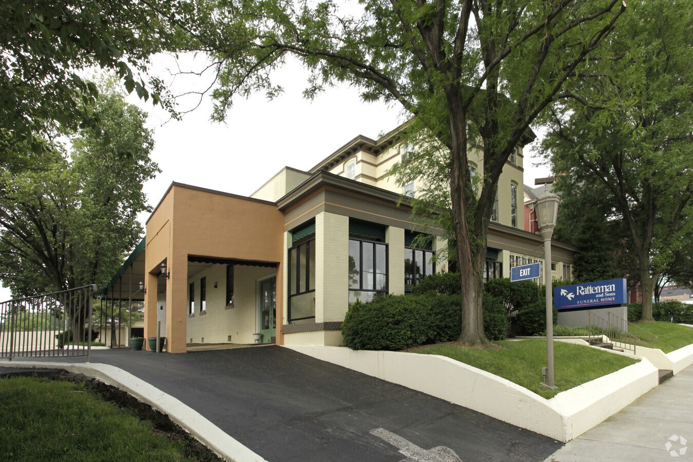 2114 W Market St Louisville KY 40212 LoopNet 2114 W Market St Louisville KY 40212 LoopNet