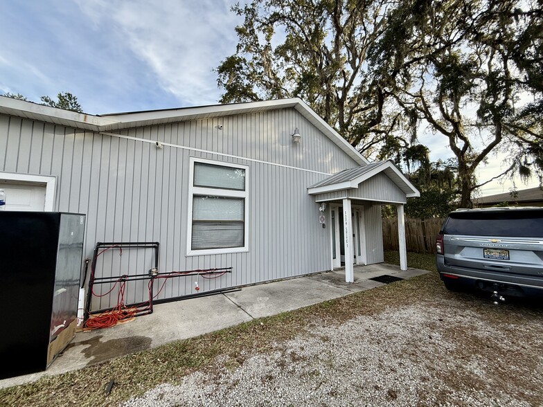 1324 S 14th St, Fernandina Beach, FL for lease - Building Photo - Image 2 of 23