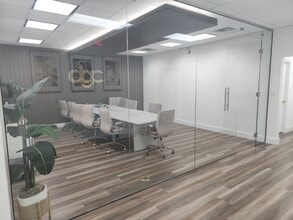 601 N Magnolia Ave, Orlando, FL for lease Interior Photo- Image 1 of 5