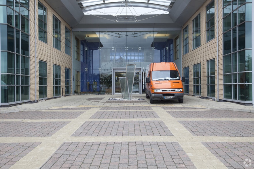 Brunel Rd, Reading for lease - Building Photo - Image 3 of 3