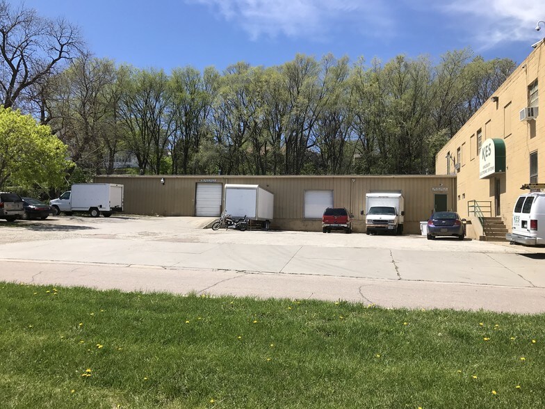 2105 Clark St, Sioux City, IA 51104