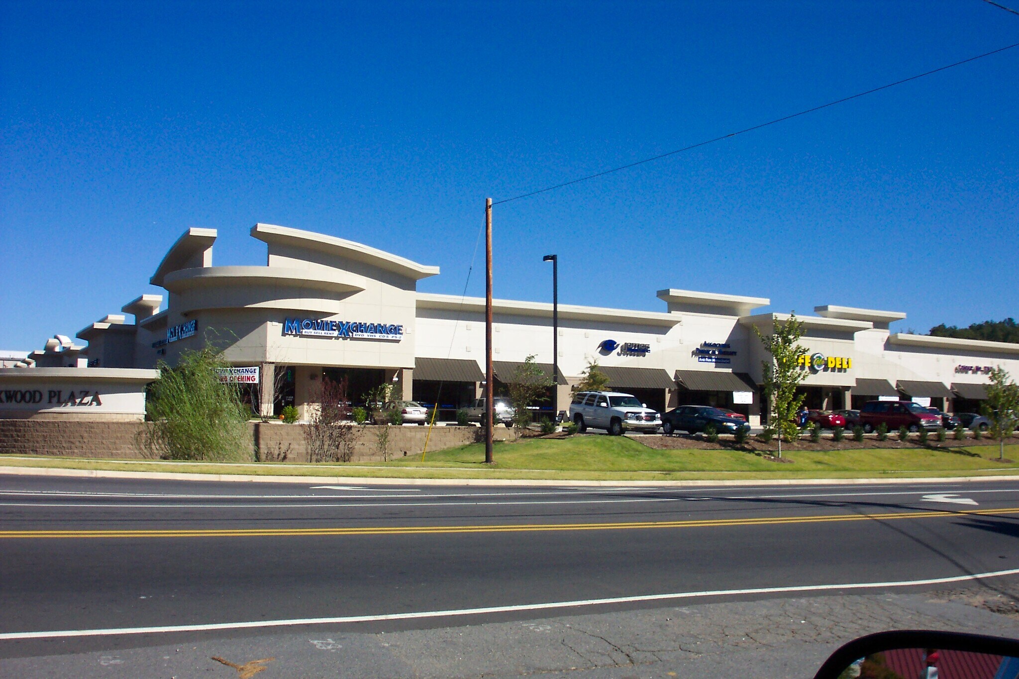 11904 Kanis Rd, Little Rock, AR 72211 Creekwood Plaza