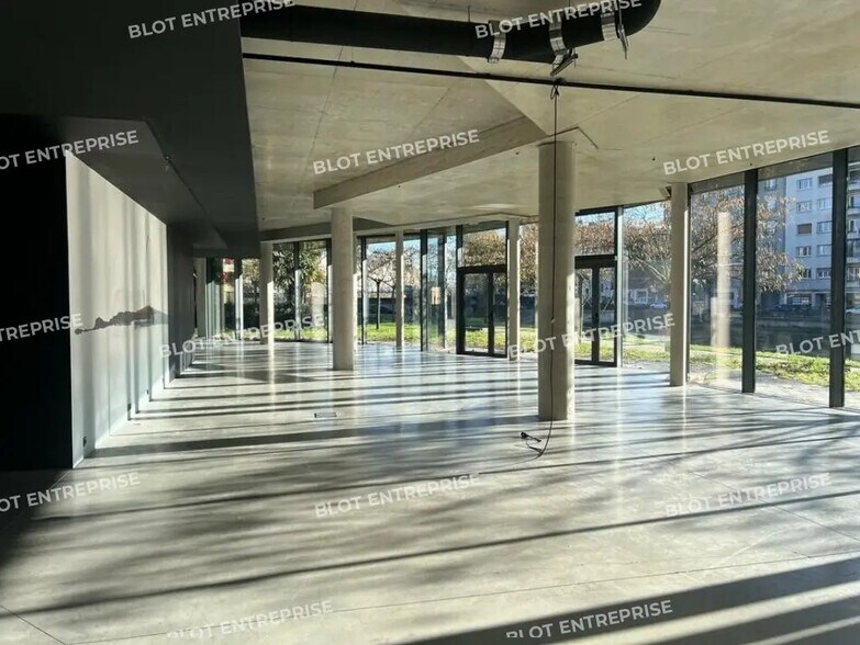 Office in Rennes for lease - Interior Photo - Image 1 of 4