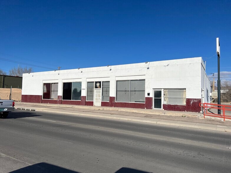 4780 Doniphan Dr, El Paso, TX 79922