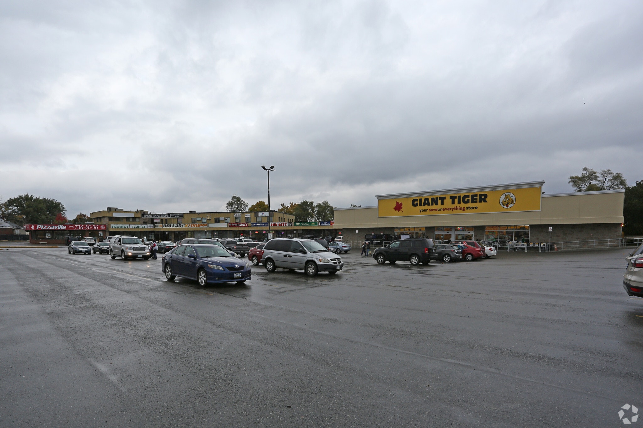 2141 Kipling Av, Toronto, ON for sale Primary Photo- Image 1 of 1