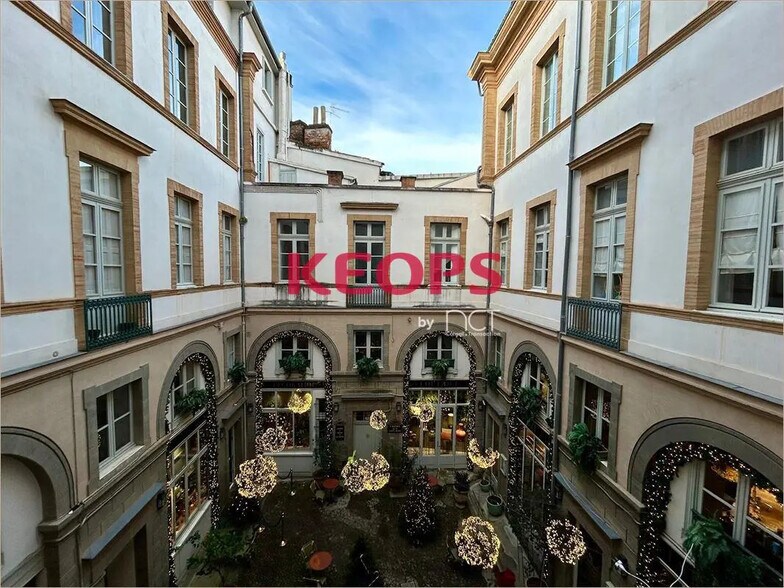 Office in Toulouse for lease - Building Photo - Image 2 of 3