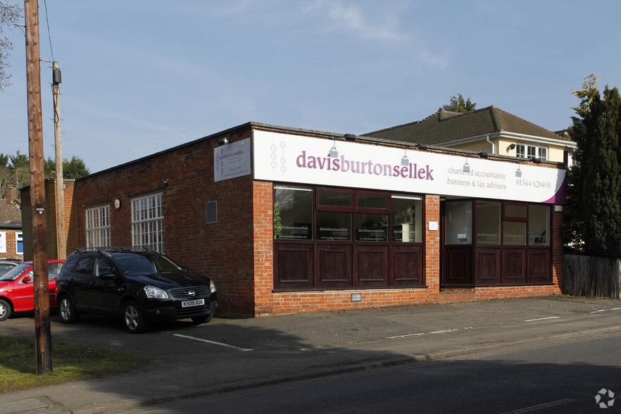 Charters Rd, Ascot for lease - Building Photo - Image 3 of 6