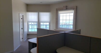 105 W Torrance Blvd, Redondo Beach, CA for lease Building Photo- Image 2 of 3