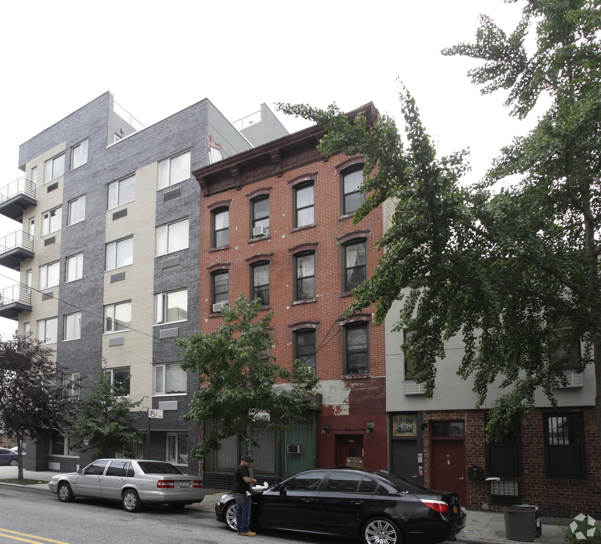 430 Grand St, Brooklyn, NY for sale Primary Photo- Image 1 of 1