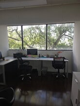 11077 Biscayne Blvd, North Miami, FL for lease Interior Photo- Image 2 of 8