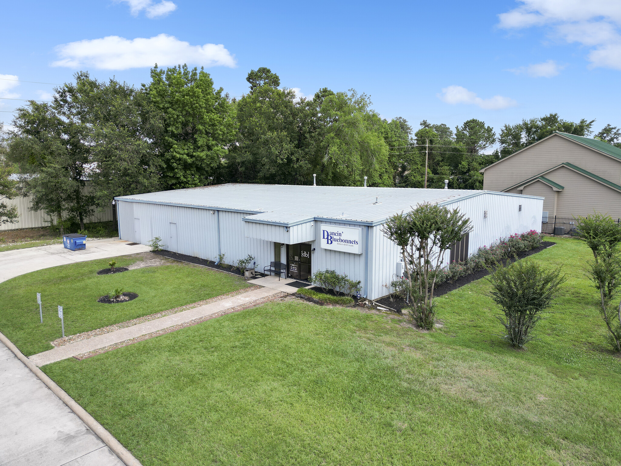 25020 Oakhurst Dr, Spring, TX for sale Building Photo- Image 1 of 30