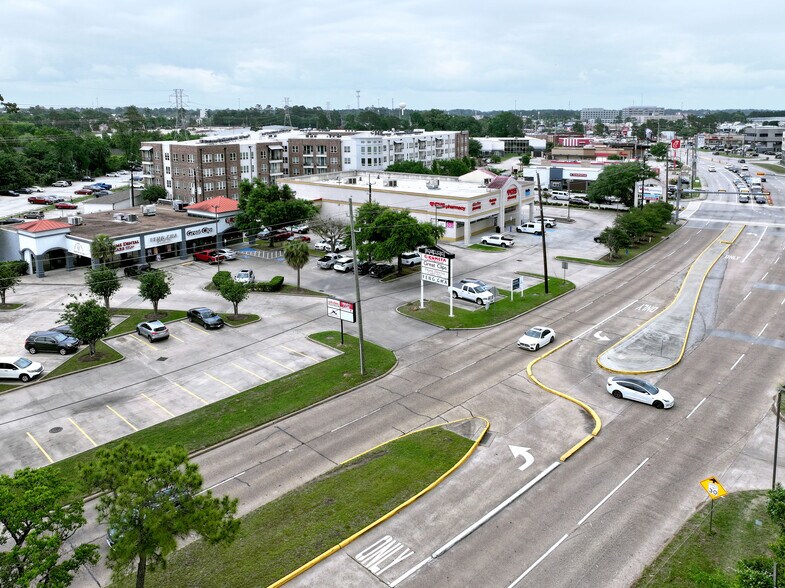 25114 Grogans Mill Rd, Spring, TX for lease - Aerial - Image 2 of 6